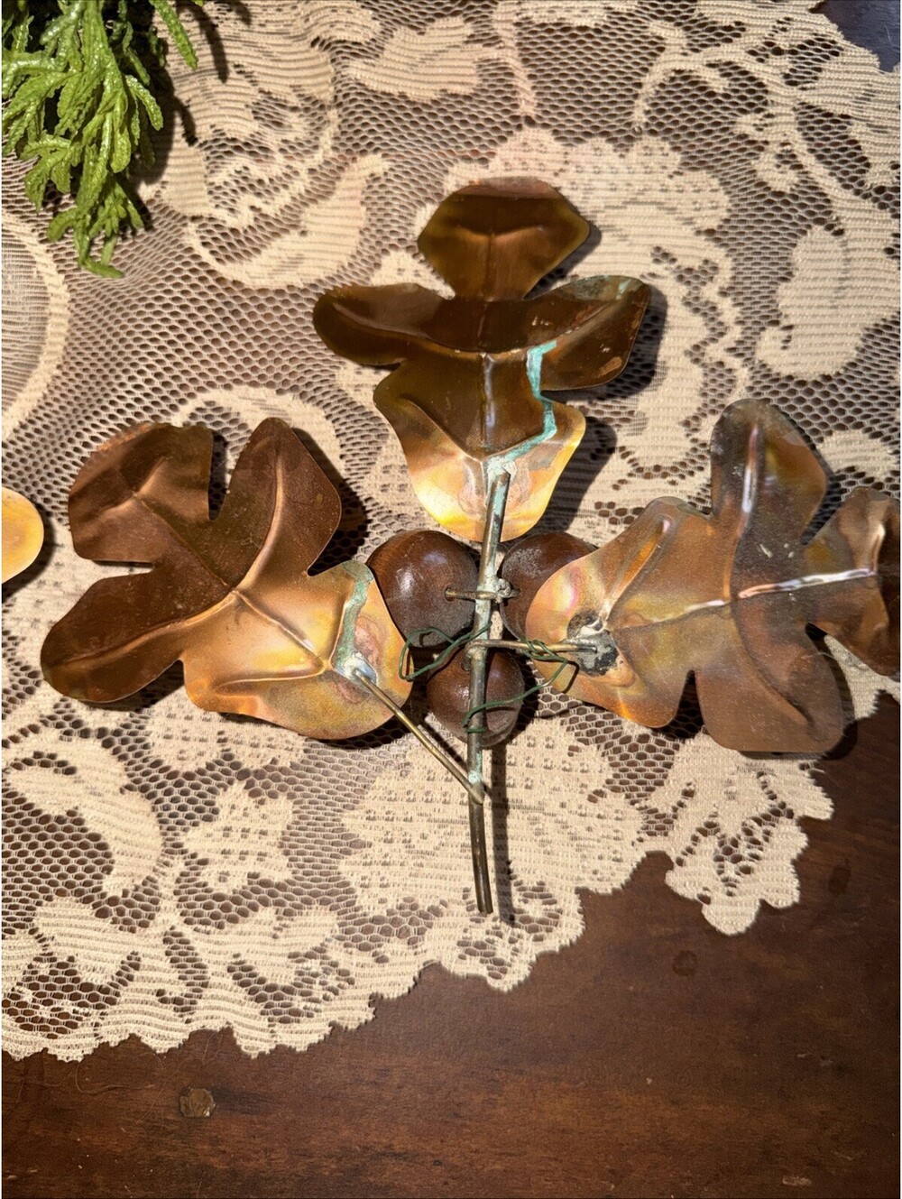 VTG Set 2 Wall Decor Brass Oak Leaves Wood Acorns Cabin Rustic Cottage Nature - Picture 4 of 5